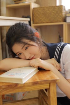 李丽珍蜜桃