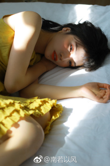 砸钱宝马女
